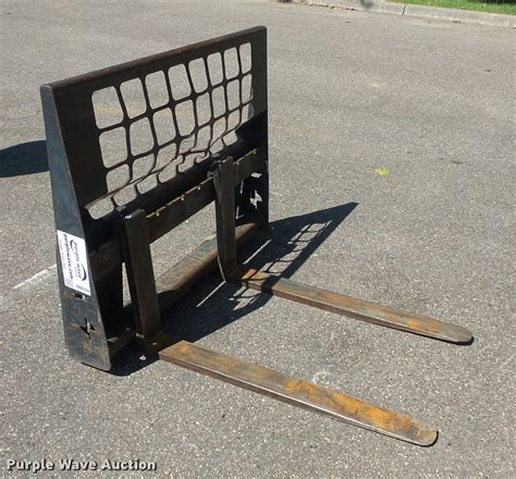 used skid steer pallet forks for sale tx|bobcat skid steer fork attachment.